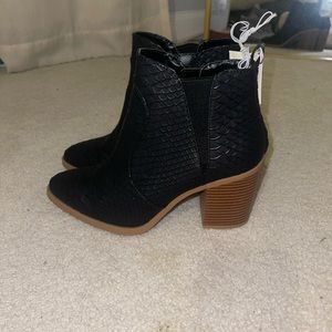 Snake Skin Black Booties